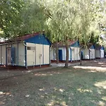 Tulipan Bungalow Camping Holiday park Gyenesdias