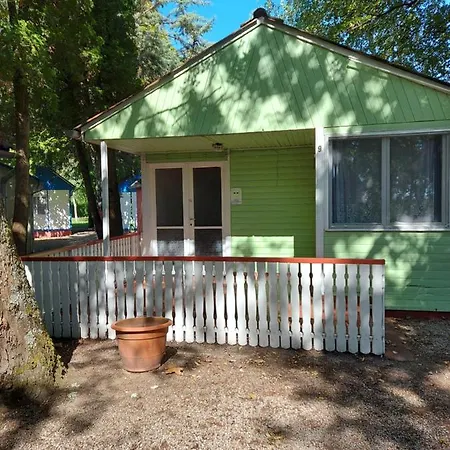 Tulipan Bungalow Camping 3*