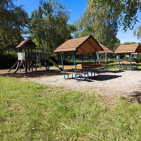 Tulipan Bungalow Camping Feriepark 3*