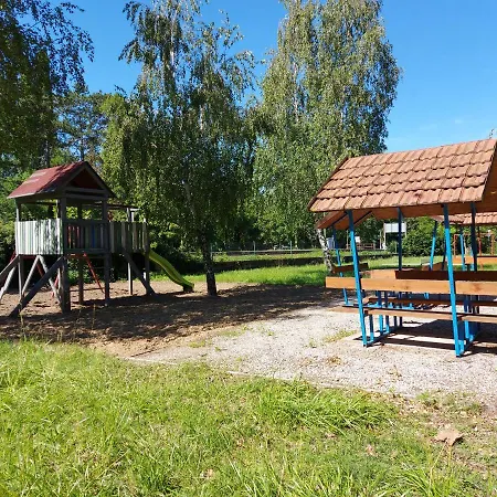 منتزه العطل Tulipan Bungalow Camping Gyenesdiás