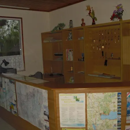 פארק נופש Tulipan Bungalow Camping 3*