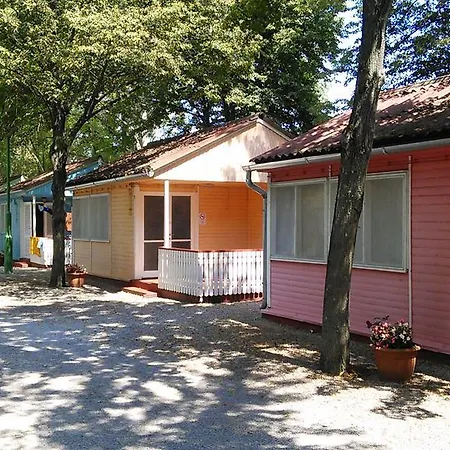 منتزه العطل Tulipan Bungalow Camping