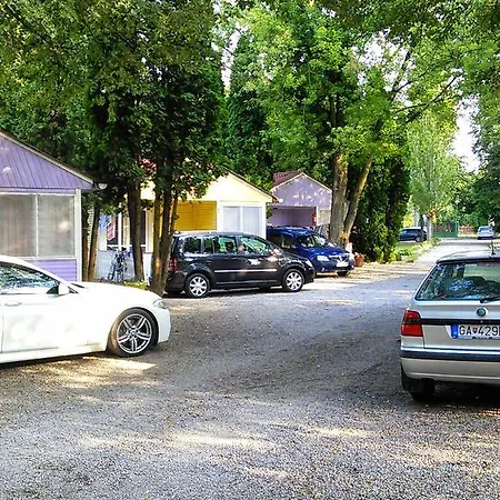 Tulipan Bungalow Camping منتزه العطل Gyenesdiás