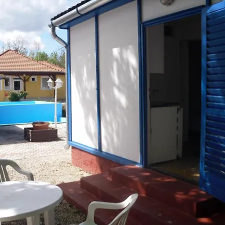 Tulipan Bungalow Camping 3*