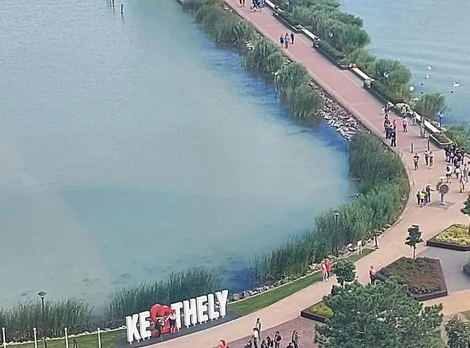 Tulipan Bungalow Camping פארק נופש 3*