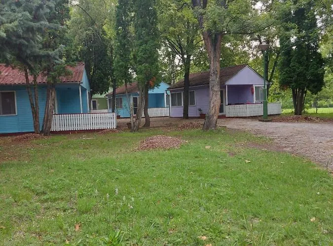 Tatil parkı Tulipan Bungalow Camping Gyenesdiás