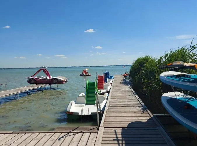 Tulipan Bungalow Camping גיינסדיאס