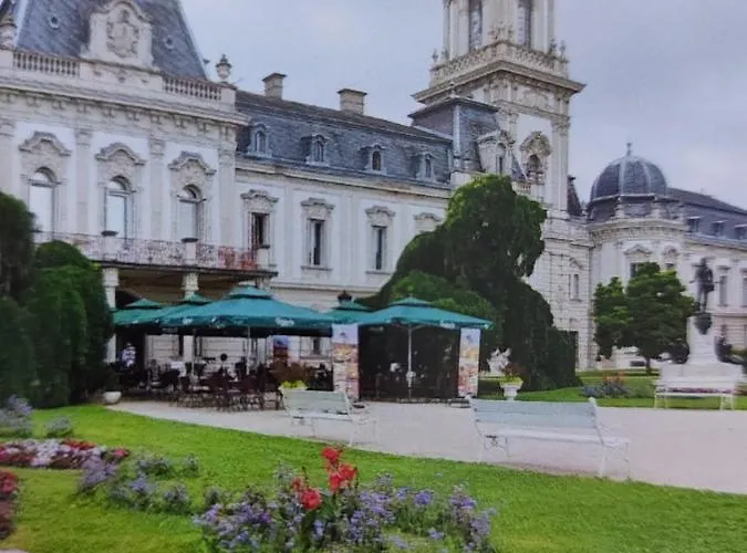 Tulipan Bungalow Camping פארק נופש