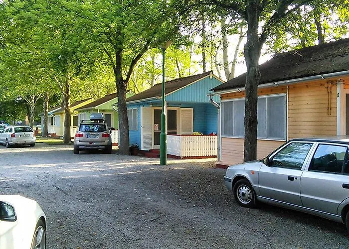 פארק נופש Tulipan Bungalow Camping